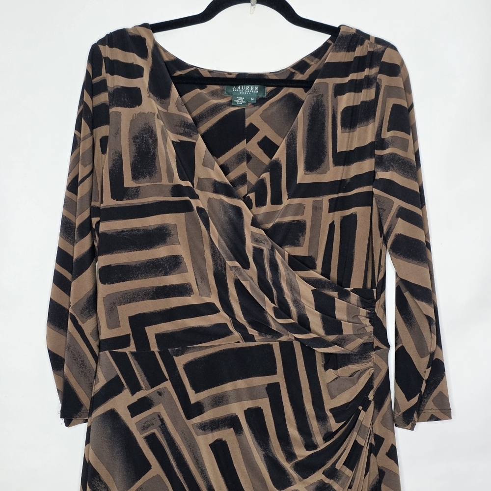 Lauren Ralph Lauren Faux Wrap Dress Size 14 Geo Print V-neck Stretch Chic Office - Picture 3 of 12